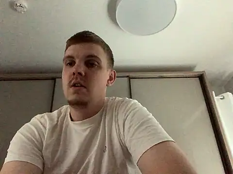 neilho1 online show from 09.15.25