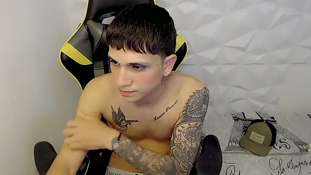 Brayan lopezz online show from 01.25.25