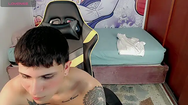 Brayan lopezz online show from 01.28.25