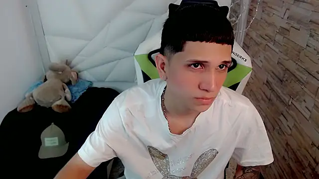 Brayan lopezz online show from 02.03.25