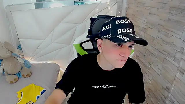 Brayan lopezz online show from 03.18.25