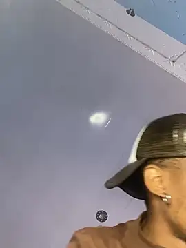 Snapshot of BlueIceCube chatting on 01.15.25 BlueIceCube online show from 01.15.25