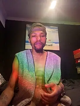 Snapshot of BlueIceCube chatting on 10.03.25 BlueIceCube online show from 10.03.25