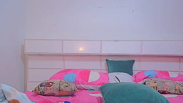 GREATNIPLES online show from 11.12.25