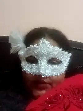 Snapshot of seemi_bhabhi chatting on 01.15.25 seemi bhabhi online show from 01.15.25