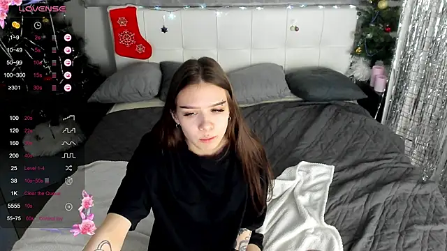 Snapshot of SweetyDeviliya chatting on 01.11.25 SweetyDeviliya online show from 01.11.25