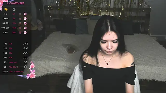 Snapshot of SweetyDeviliya chatting on 02.09.25 SweetyDeviliya online show from 02.09.25