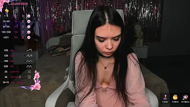 Snapshot of SweetyDeviliya chatting on 02.21.25 SweetyDeviliya online show from 02.21.25