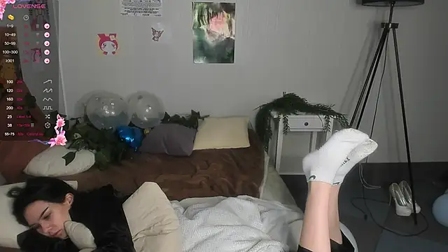 Snapshot of SweetyDeviliya chatting on 02.22.25 SweetyDeviliya online show from 02.22.25