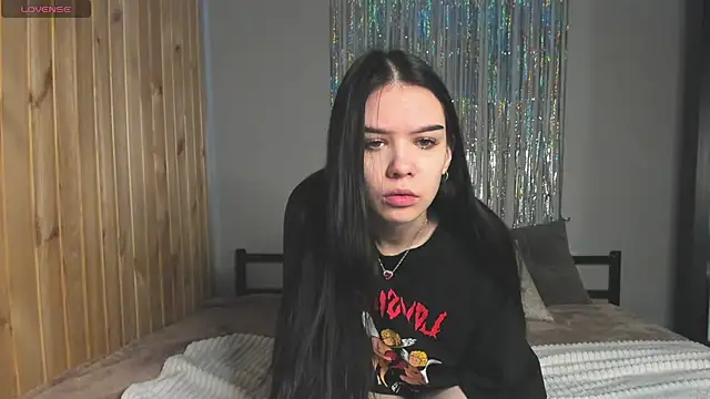 Snapshot of SweetyDeviliya chatting on 02.27.25 SweetyDeviliya online show from 02.27.25