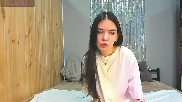 Snapshot of SweetyDeviliya chatting on 03.05.25 SweetyDeviliya online show from 03.05.25