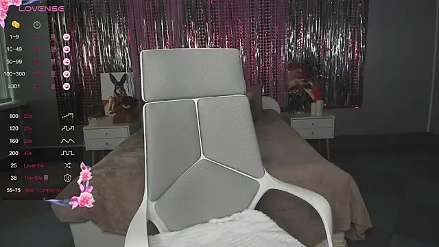 Snapshot of SweetyDeviliya chatting on 03.11.25 SweetyDeviliya online show from 03.11.25