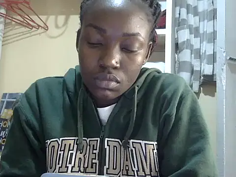 Snapshot of Chichii- chatting on 01.27.25 Chichii- online show from 01.27.25