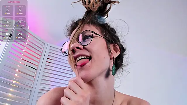 Rin Skylar online show from 03.18.25