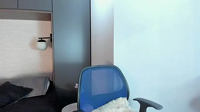 Edward max online show from 03.14.25