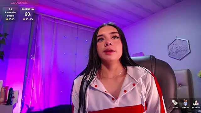 Kylie golden online show from 10.16.25
