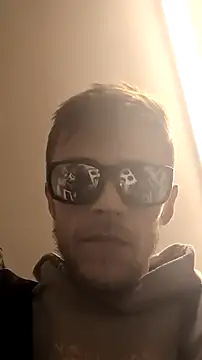 Snapshot of m19lonely chatting on 01.16.25 m19lonely online show from 01.16.25