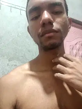 Reynold2608 online show from 12.02.25