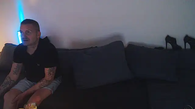 DevilsAngel13 online show from 02.05.25