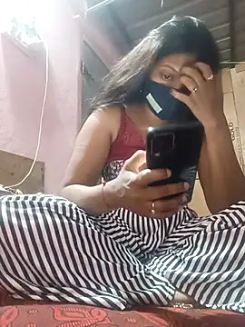 Snapshot of queensenorita chatting on 03.10.25 queensenorita online show from 03.10.25