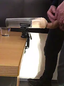 Snapshot of Inseminator69 chatting on 02.27.25 Inseminator69 online show from 02.27.25