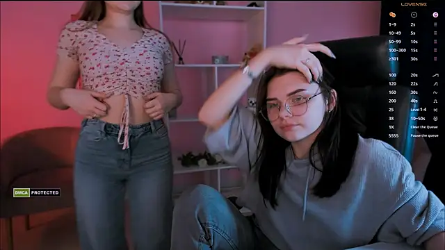 pure radiance1 online show from 02.04.25