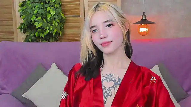 Snapshot of as1an_girlfriend chatting on 01.14.25 as1an girlfriend online show from 01.14.25