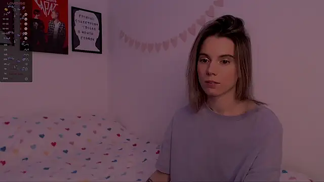 Snapshot of _ni_kiss chatting on 12.13.24 ni kiss online show from 12.13.24