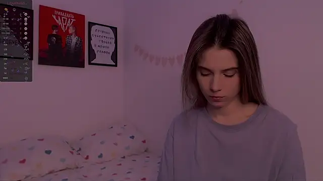 Snapshot of _ni_kiss chatting on 01.11.25 ni kiss online show from 01.11.25