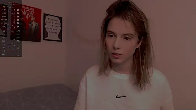 Snapshot of _ni_kiss chatting on 02.11.25 ni kiss online show from 02.11.25