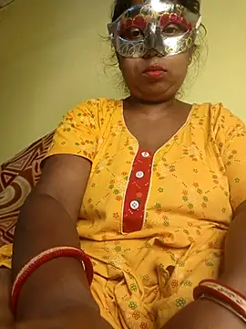 Snapshot of tinabhabhi chatting on 04.20.26 tinabhabhi online show from 04.20.26