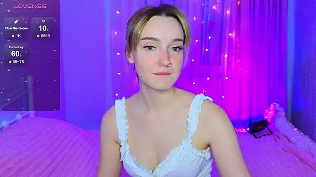 Wild Sophie  online show from 01.07.26