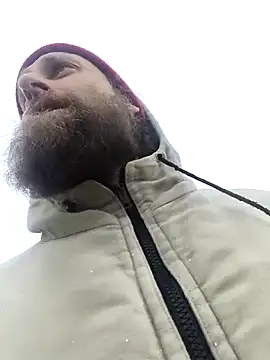 Snapshot of Ozomitro chatting on 02.15.26 Ozomitro online show from 02.15.26