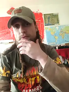 Snapshot of Ozomitro chatting on 02.28.26 Ozomitro online show from 02.28.26