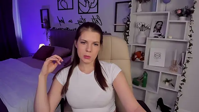 BellaSweetHeart online show from 06.16.26