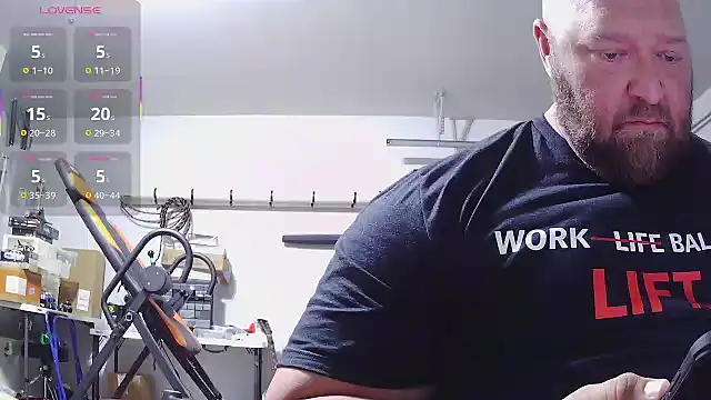 Strong Bear89 online show from 03.20.26