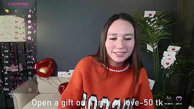 Snapshot of margeriTirell chatting on 02.11.25 margeriTirell online show from 02.11.25