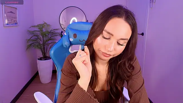 Snapshot of margeriTirell chatting on 09.27.25 margeriTirell online show from 09.27.25