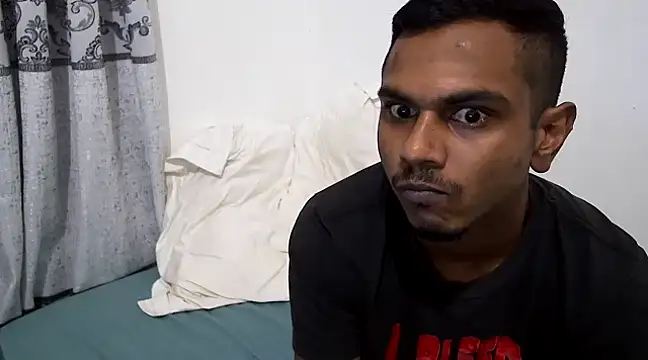 Kenlyn  online show from 02.26.25