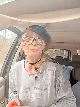 Snapshot of ivylee31 chatting on 03.09.25 ivylee31 online show from 03.09.25