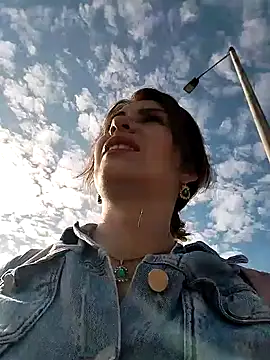 Alysson-- online show from 01.23.25