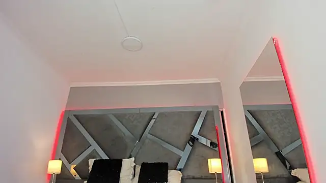 AmberiniHoffman online show from 03.18.25