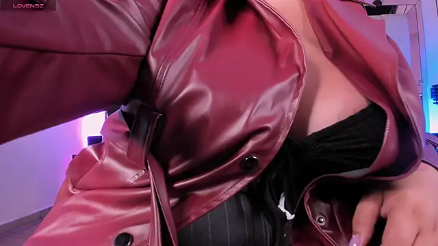 AmberiniHoffman online show from 03.30.26