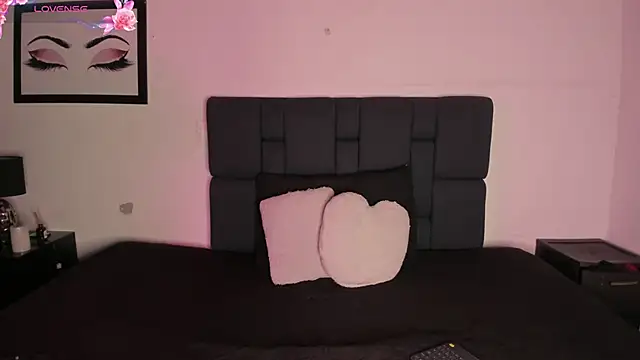 Khenta Michells online show from 01.10.26