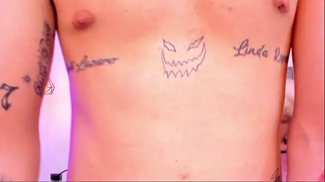 Snapshot of Party_WallenV2 chatting on 12.06.24 Party WallenV2 online show from 12.06.24