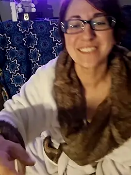 Snapshot of MsPink_Flamingtoes544 chatting on 11.19.25 MsPink Flamingtoes544 online show from 11.19.25