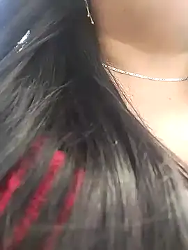 Snapshot of sara_pineros chatting on 01.21.25 sara pineros online show from 01.21.25