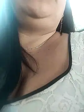 Snapshot of sara_pineros chatting on 01.24.25 sara pineros online show from 01.24.25