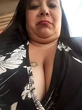 Snapshot of sara_pineros chatting on 01.31.25 sara pineros online show from 01.31.25