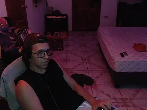 Pit xxz online show from 04.10.26